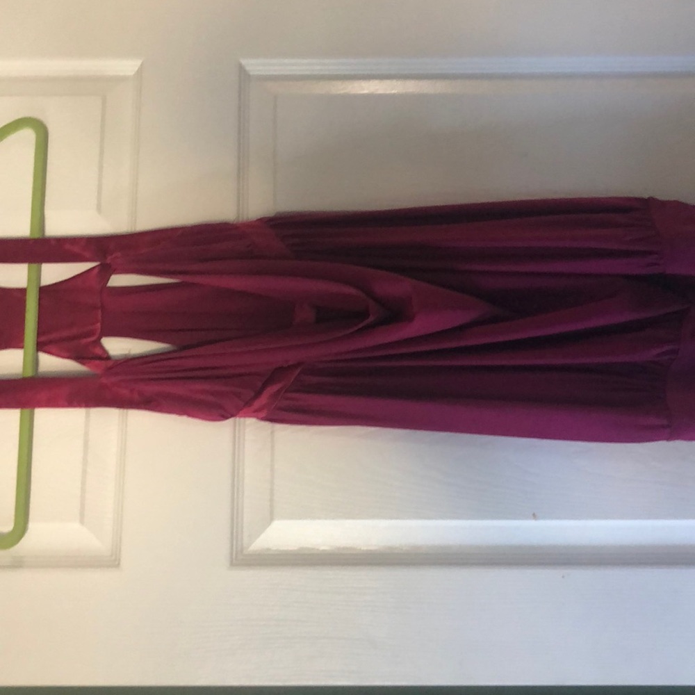 Pictures do not do this dress justice super sexy